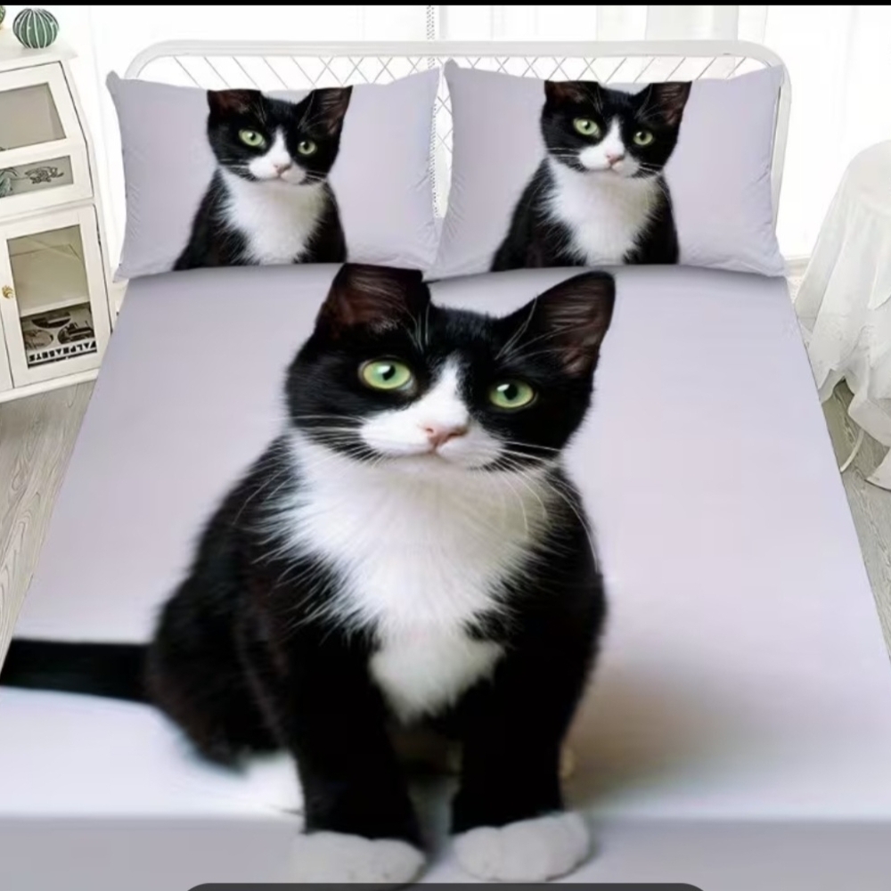 Black and White Cat Print Fitted Sheet 2 Pillow Cases